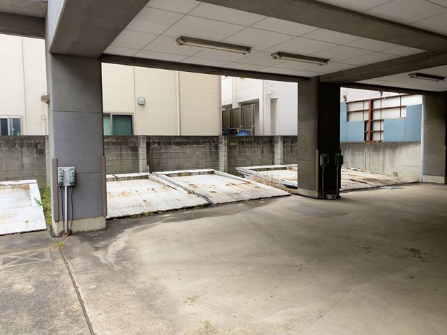 機械式駐車場撤去工事(神奈川県横浜市鶴見区朝日町)前の様子です。